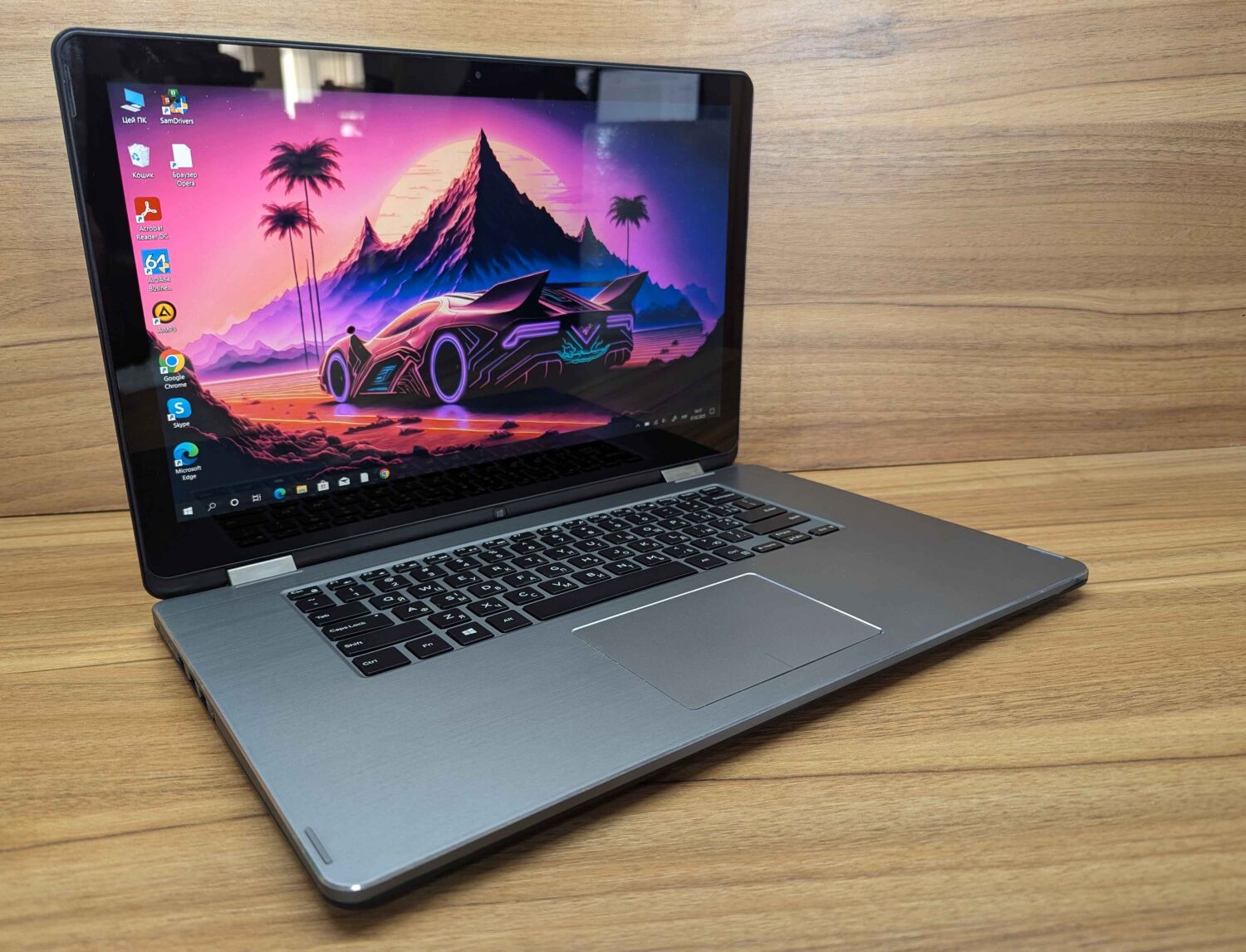 Ноутбук Б-клас Dell Inspiron 15-7568 / 15.6" (1920x1080) IPS / Intel Core i5-6200U (2 (4) ядра по 2.3 - 2.8 GHz) / 8 GB DDR3 / 240 GB SSD / Intel HD Graphics 520 / WebCam / Windows 10 - Зображення 4