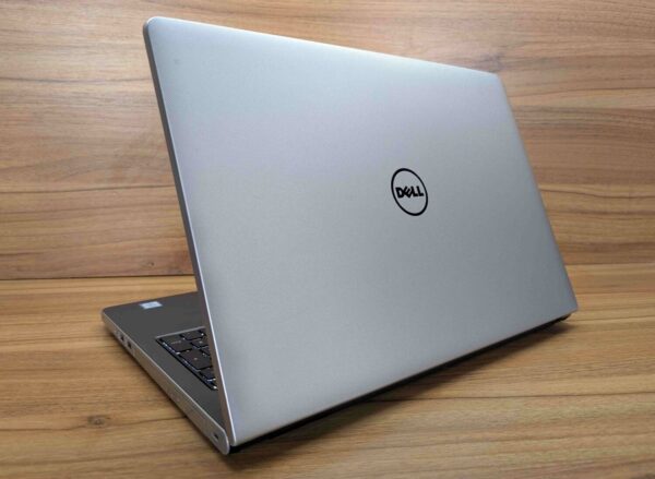 Ноутбук Dell Inspiron 15 5559 / 15.6" (1366x768) TN Touch / Intel Core i7-6500U (2 (4) ядра по 2.5 - 3.1 GHz) / 8 GB DDR3 / 240 GB SSD / Intel HD Graphics 520 / WebCam / Windows 10 - Зображення 7