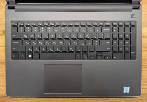 Ноутбук Dell Inspiron 15 5559 / 15.6" (1366x768) TN Touch / Intel Core i7-6500U (2 (4) ядра по 2.5 - 3.1 GHz) / 8 GB DDR3 / 240 GB SSD / Intel HD Graphics 520 / WebCam / Windows 10 - Зображення 3