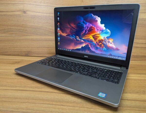 Ноутбук Dell Inspiron 15 5559 / 15.6" (1366x768) TN Touch / Intel Core i7-6500U (2 (4) ядра по 2.5 - 3.1 GHz) / 8 GB DDR3 / 240 GB SSD / Intel HD Graphics 520 / WebCam / Windows 10 - Зображення 5
