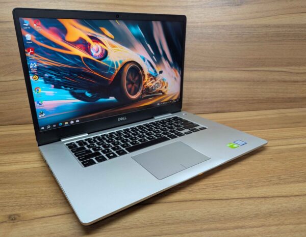 Ноутбук Dell Inspiron 7580 / 15.6" (1920x1080) IPS / Intel Core i7-8565U (4 (8) ядра по 1.8 - 4.6 GHz) / 16 GB DDR4 / 512 GB SSD / nVidia GeForce MX150, 2 GB GDDR5, 64-bit / WebCam / Windows 10 - Зображення 4