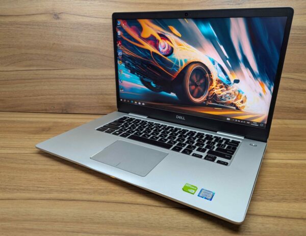 Ноутбук Dell Inspiron 7580 / 15.6" (1920x1080) IPS / Intel Core i7-8565U (4 (8) ядра по 1.8 - 4.6 GHz) / 16 GB DDR4 / 512 GB SSD / nVidia GeForce MX150, 2 GB GDDR5, 64-bit / WebCam / Windows 10 - Зображення 5