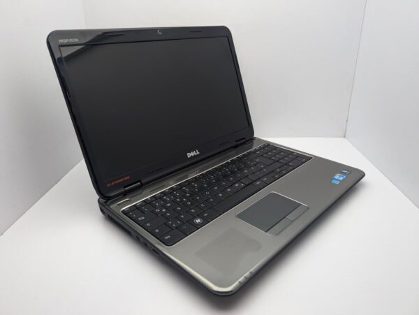 Ноутбук Dell inspiron N5010 / 15.6" (1366x768) TN / Intel Core i3-370M (2 (4) ядра по 2.4 GHz) / 6 GB DDR3 / 120 GB SSD / ATI Mobility Radeon HD 5650, 1 GB GDDR3, 128-bit / WebCam - Зображення 3