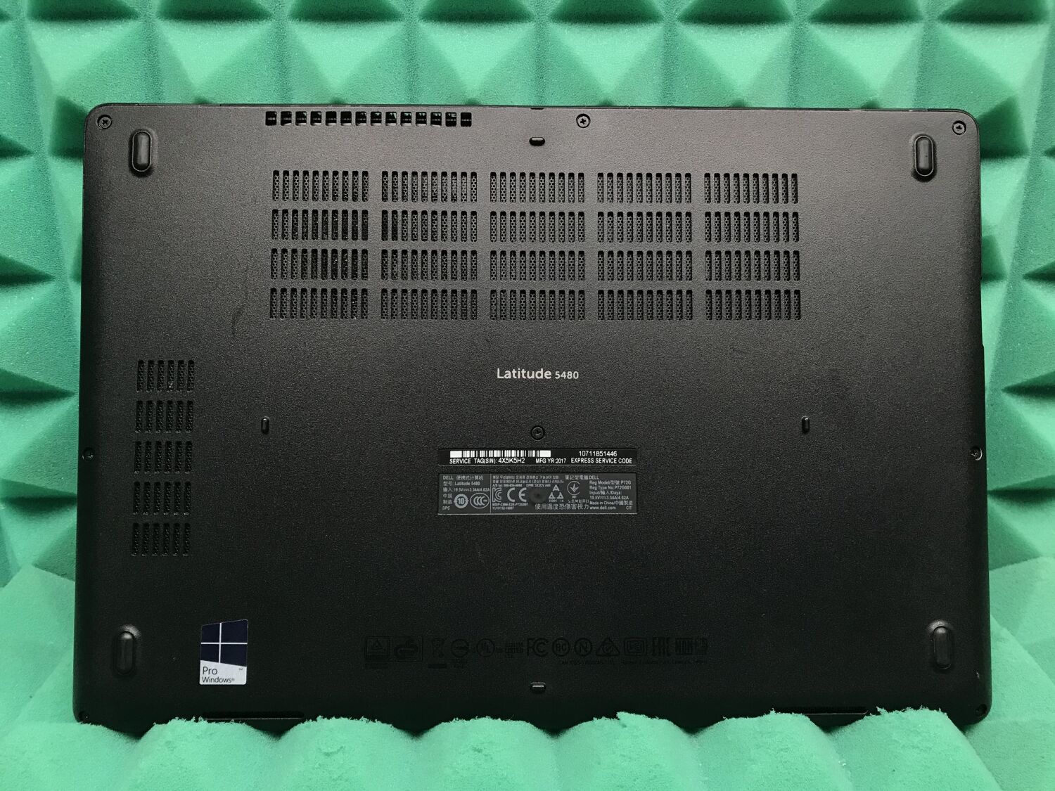 Ноутбук Dell Latitude 5480 / 14" (1366x768) TN / Intel Core i7-7600U (2 (4) ядра по 2.8 - 3.9 GHz) / 8 GB DDR4 / 240 GB SSD M.2 / Intel HD Graphics 620 / WebCam / USB 3.1 / HDMI / Windows 11 ліцензія - Зображення 9