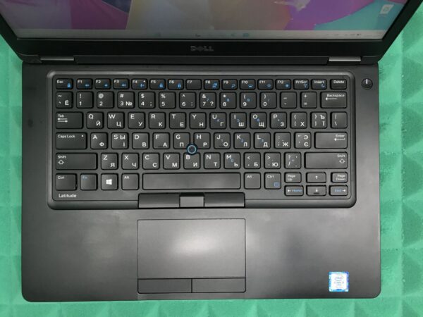 Ноутбук Dell Latitude 5480 / 14" (1366x768) TN / Intel Core i7-7600U (2 (4) ядра по 2.8 - 3.9 GHz) / 8 GB DDR4 / 240 GB SSD M.2 / Intel HD Graphics 620 / WebCam / USB 3.1 / HDMI / Windows 11 ліцензія - Зображення 4