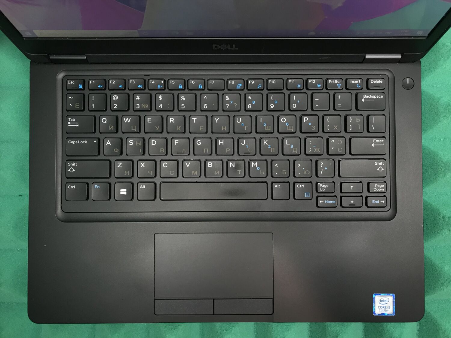 Ноутбук Dell Latitude 5490 / 14" (1366x768) TN / Intel Core i5-7300U (2 (4) ядра по 2.6 - 3.5 GHz) / 8 GB DDR4 / 256 GB SSD / Intel HD Graphics 620 / WebCam / USB 3.1 / HDMI / Windows 10 ліцензія - Зображення 4