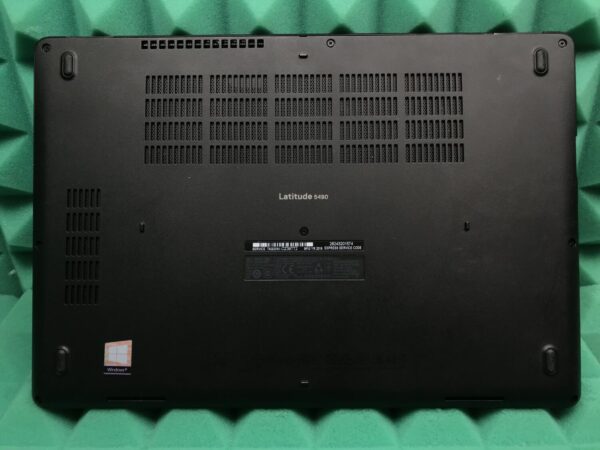 Ноутбук Dell Latitude 5490 / 14" (1366x768) TN / Intel Core i5-7300U (2 (4) ядра по 2.6 - 3.5 GHz) / 8 GB DDR4 / 256 GB SSD / Intel HD Graphics 620 / WebCam / USB 3.1 / HDMI / Windows 10 ліцензія - Зображення 6