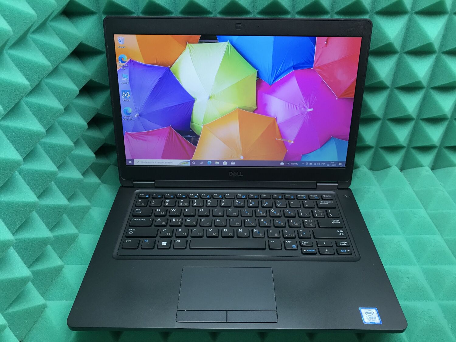 Ноутбук Dell Latitude 5490 / 14" (1366x768) TN / Intel Core i5-7300U (2 (4) ядра по 2.6 - 3.5 GHz) / 8 GB DDR4 / 256 GB SSD / Intel HD Graphics 620 / WebCam / USB 3.1 / HDMI / Windows 10 ліцензія - Зображення 2