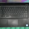 Ноутбук Dell Latitude 5490 / 14" (1920x1080) IPS / Intel Core i5-8250U (4 (8) ядра по 1.6 - 3.4 GHz) / 8 GB DDR4 / 256 GB SSD / Intel UHD Graphics 620 / WebCam / USB 3.1 / HDMI / Windows 10 ліцензія - Зображення 4