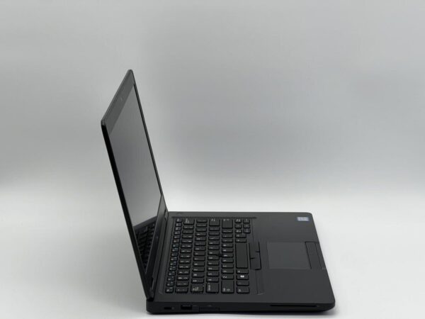 Ноутбук Dell Latitude 5491 / 14" (1920x1080) IPS / Intel Core i5-8400H (4 (8) ядра по 2.5 - 4.2 GHz) / 16 GB DDR4 / 480 GB SSD / Intel UHD Graphics 630 / WebCam - Зображення 3