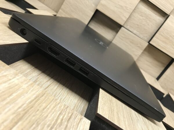Ноутбук Dell Latitude 7490 / 14" (1920x1080) IPS / Intel Core i5-8350U (4 (8) ядра по 1.7 - 3.6 GHz) / 8 GB DDR4 / 240 GB SSD M.2 / Intel UHD Graphics 620 / WebCam / USB 3.1 / HDMI - Зображення 5