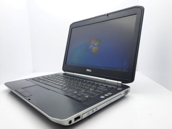Ноутбук Dell Latitude E5420 / 14" (1366x768) TN / Intel Core i5-2430M (2 (4) ядра по 2.4 - 3.0 GHz) / 4 GB DDR3 / 320 GB HDD / Intel HD Graphics 3000 / АКБ не тримає - Зображення 4