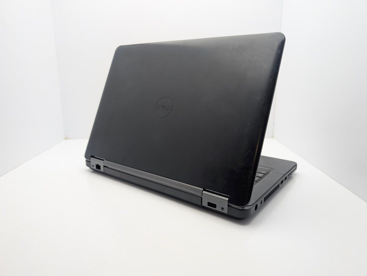 Ноутбук Dell Latitude E5440 / 14" (1366x768) TN / Intel Core i5-4300U (2 (4) ядра по 1.9 - 2.9 GHz) / 8 GB DDR3 / 180 GB SSD / Intel HD Graphics 4400 / WebCam - Зображення 7