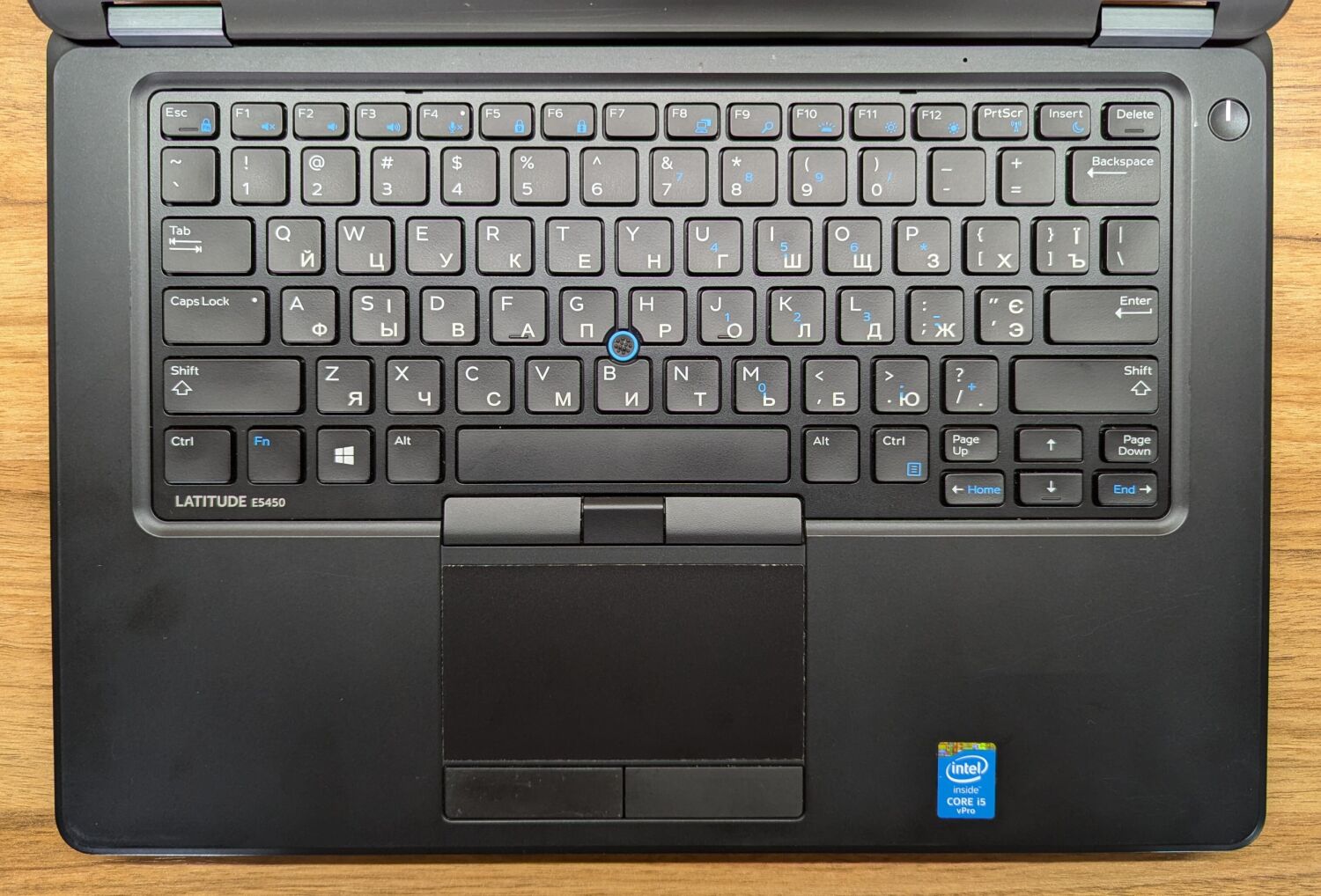 Ноутбук Dell Latitude E5450 / 14" (1366x768) TN / Intel Core i5-5300U (2 (4) ядра по 2.3 - 2.9 GHz) / 8 GB DDR3 / 240 GB SSD / Intel HD Graphics 5500 / WebCam / Windows 10 - Зображення 9