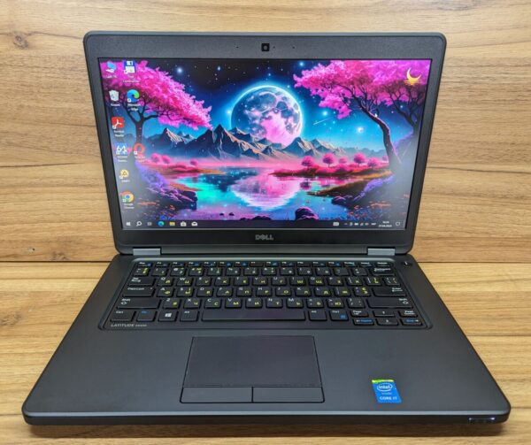 Ноутбук Dell Latitude E5450 / 14" (1920x1080) IPS / Intel Core i7-5600U (2 (4) ядра по 2.6 - 3.2 GHz) / 8 GB DDR3 / 250 GB SSD / Intel HD Graphics 5500 / WebCam / Windows 10 - Зображення 2