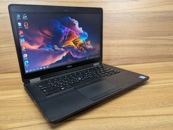 Ноутбук Dell Latitude E5470 / 14" (1366x768) TN / Intel Core i5-6300U (2 (4) ядра по 2.4 - 3.0 GHz) / 8 GB DDR4 / 256 GB SSD / Intel HD Graphics 520 / HDMI / WebCam / Windows 10 - Зображення 4