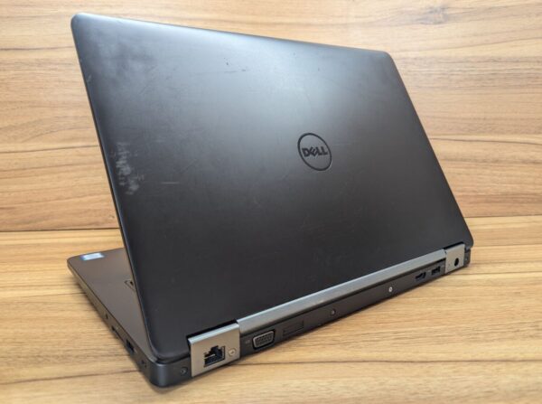 Ноутбук Dell Latitude E5470 / 14" (1366x768) TN / Intel Core i5-6300U (2 (4) ядра по 2.4 - 3.0 GHz) / 8 GB DDR4 / 256 GB SSD / Intel HD Graphics 520 / WebCam / HDMI / Windows 10 - Зображення 7
