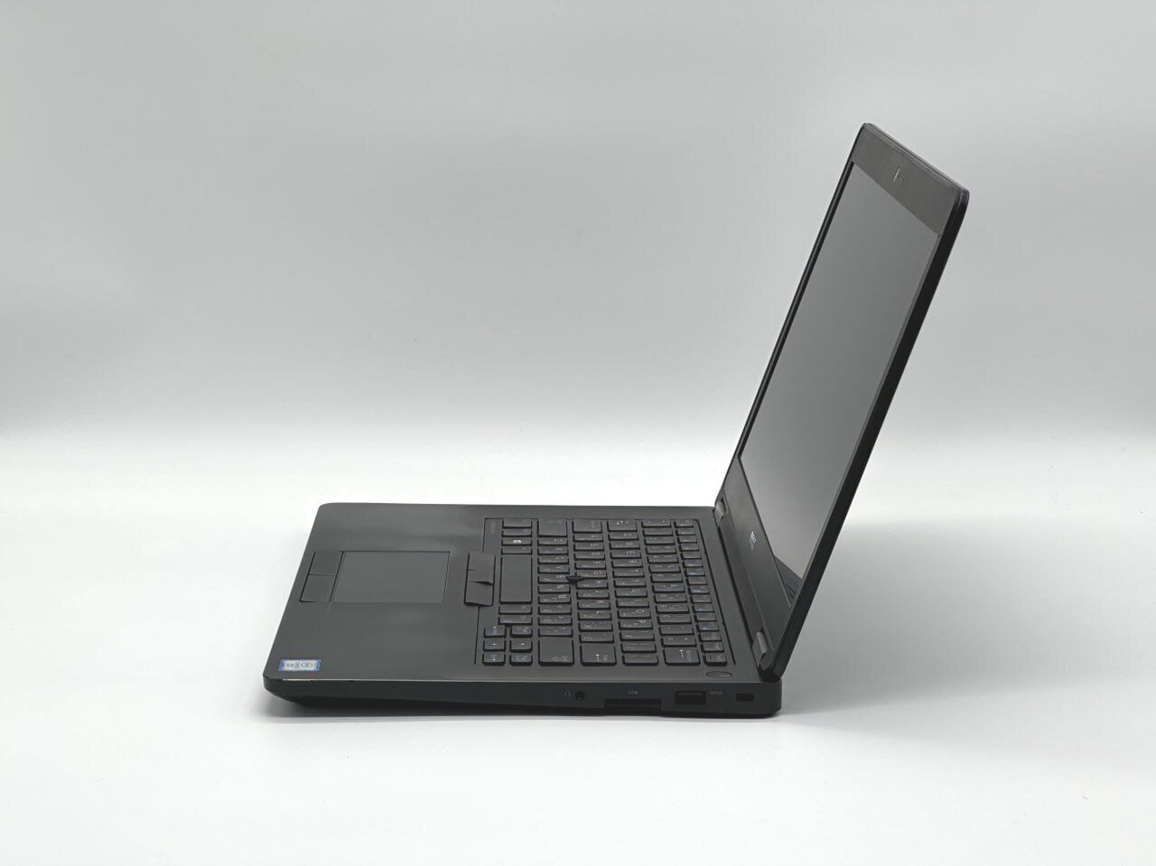 Ноутбук Dell Latitude E5470 / 14" (1920x1080) IPS / Intel Core i5-6440HQ (4 ядра по 2.6 - 3.5 GHz) / 8 GB DDR4 / 256 GB SSD / Intel HD Graphics 530 / WebCam - Зображення 3