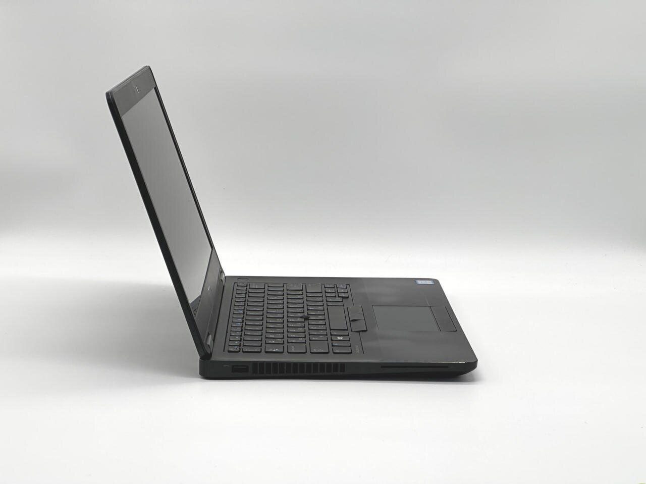 Ноутбук Dell Latitude E5470 / 14" (1920x1080) IPS / Intel Core i5-6440HQ (4 ядра по 2.6 - 3.5 GHz) / 8 GB DDR4 / 256 GB SSD / Intel HD Graphics 530 / WebCam - Зображення 4