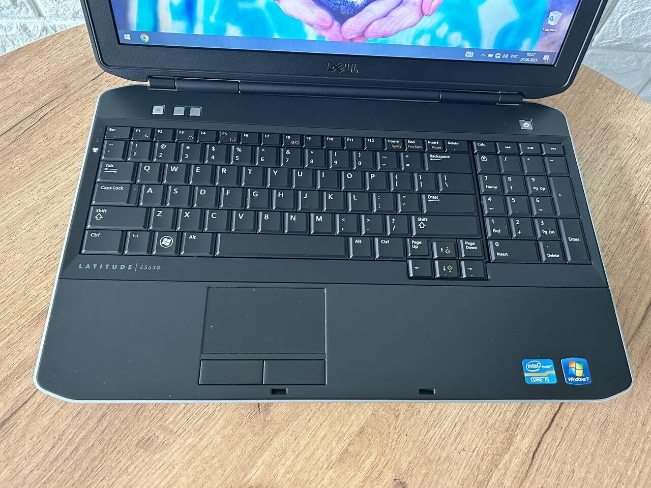 Ноутбук Dell Latitude E5530 / 15.6" (1366x768) TN / Intel Core i5-3210M (2 (4) ядра по 2.5 - 3.1 GHz) / 4 GB DDR3 / 120 GB SSD / Intel HD Graphics 4000 / VGA - Зображення 3