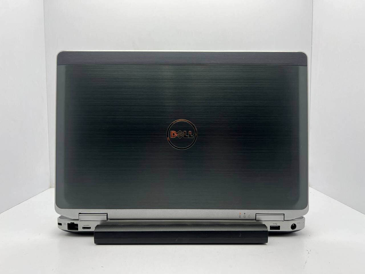 Ноутбук Dell Latitude E6330 / 13.3" (1366x768) TN / Intel Core i5-3380M (2 (4) ядра по 2.9 - 3.6 GHz) / 4 GB DDR3 / 240 GB SSD / Intel HD Graphics 4000 - Зображення 5