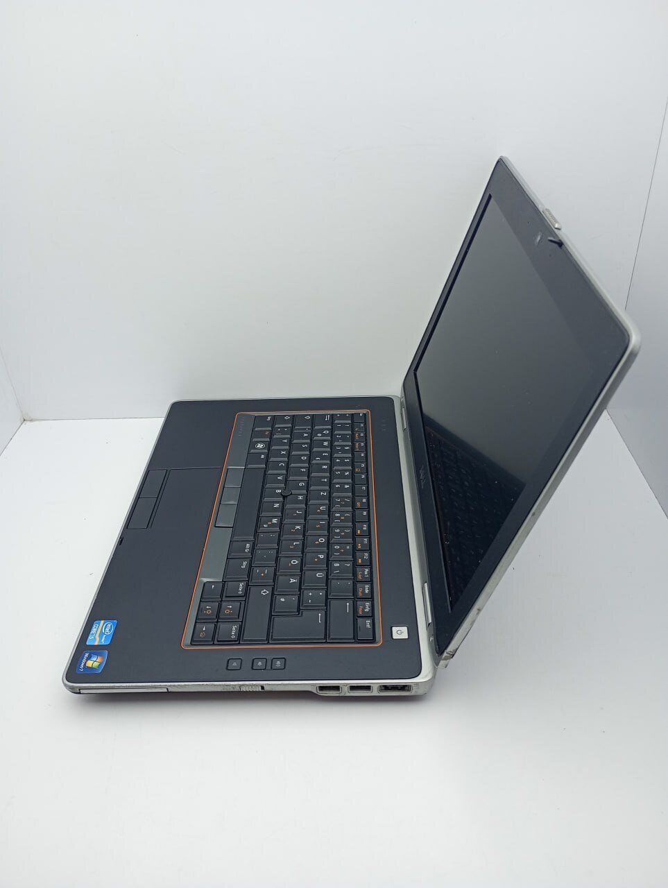 Ноутбук Dell Latitude E6420 / 14" (1366x768) TN / Intel Core i5-2520M (2 (4) ядра по 2.5 - 3.2 GHz) / 6 GB DDR3 / 500 GB HDD / nVidia NVS 4200M, 512 MB GDDR3, 64-bit / WebCam - Зображення 6