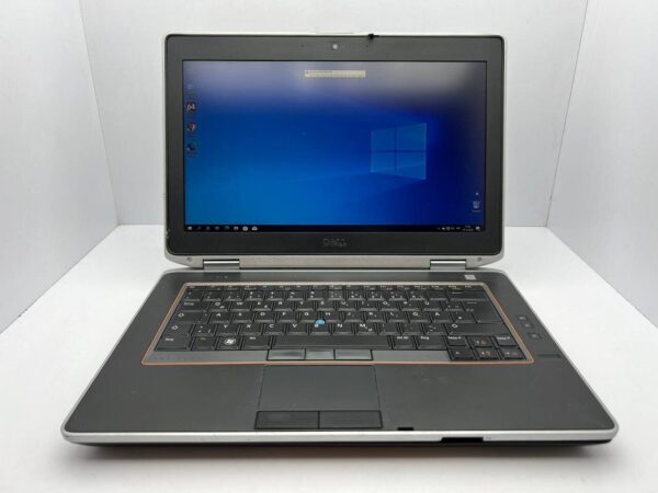 Ноутбук Dell Latitude E6420 / 14" (1600x900) TN / Intel Core i5-2540M (2 (4) ядра по 2.6 - 3.3 GHz) / 4 GB DDR3 / 250 GB HDD / Intel HD Graphics 3000 / WebCam - Зображення 2