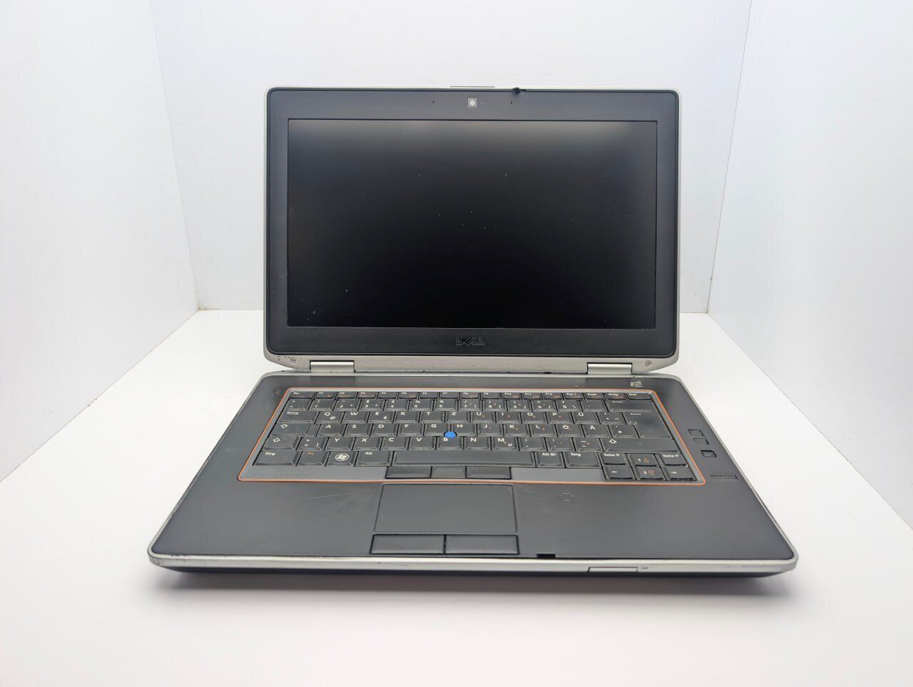 Ноутбук Dell Latitude E6420 / 14" (1600x900) TN / Intel Core i5-2540M (2 (4) ядра по 2.6 - 3.3 GHz) / 6 GB DDR3 / 250 GB HDD / Intel HD Graphics 3000 / WebCam - Зображення 7