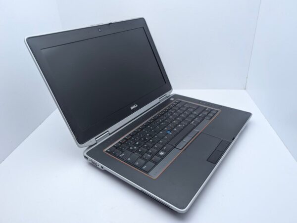 Ноутбук Dell Latitude E6420 / 14" (1600x900) TN / Intel Core i7-2620M (2 (4) ядра по 2.7 - 3.4 GHz) / 8 GB DDR3 / 128 GB SSD / Intel HD Graphics 3000 / WebCam - Зображення 3