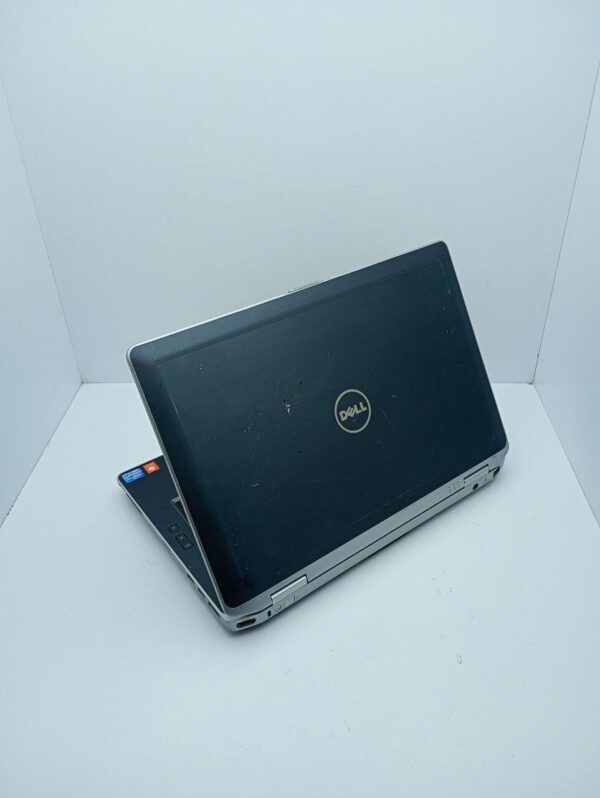 Ноутбук Dell Latitude E6430 / 14" (1366x768) TN / Intel Core i7-3720QM (4 (8) ядра 2.6 - 3.6 GHz) / 6 GB DDR3 / 500 GB HDD / nVidia NVS 5200M, 1 GB GDDR5, 64-bit / WebCam - Зображення 7
