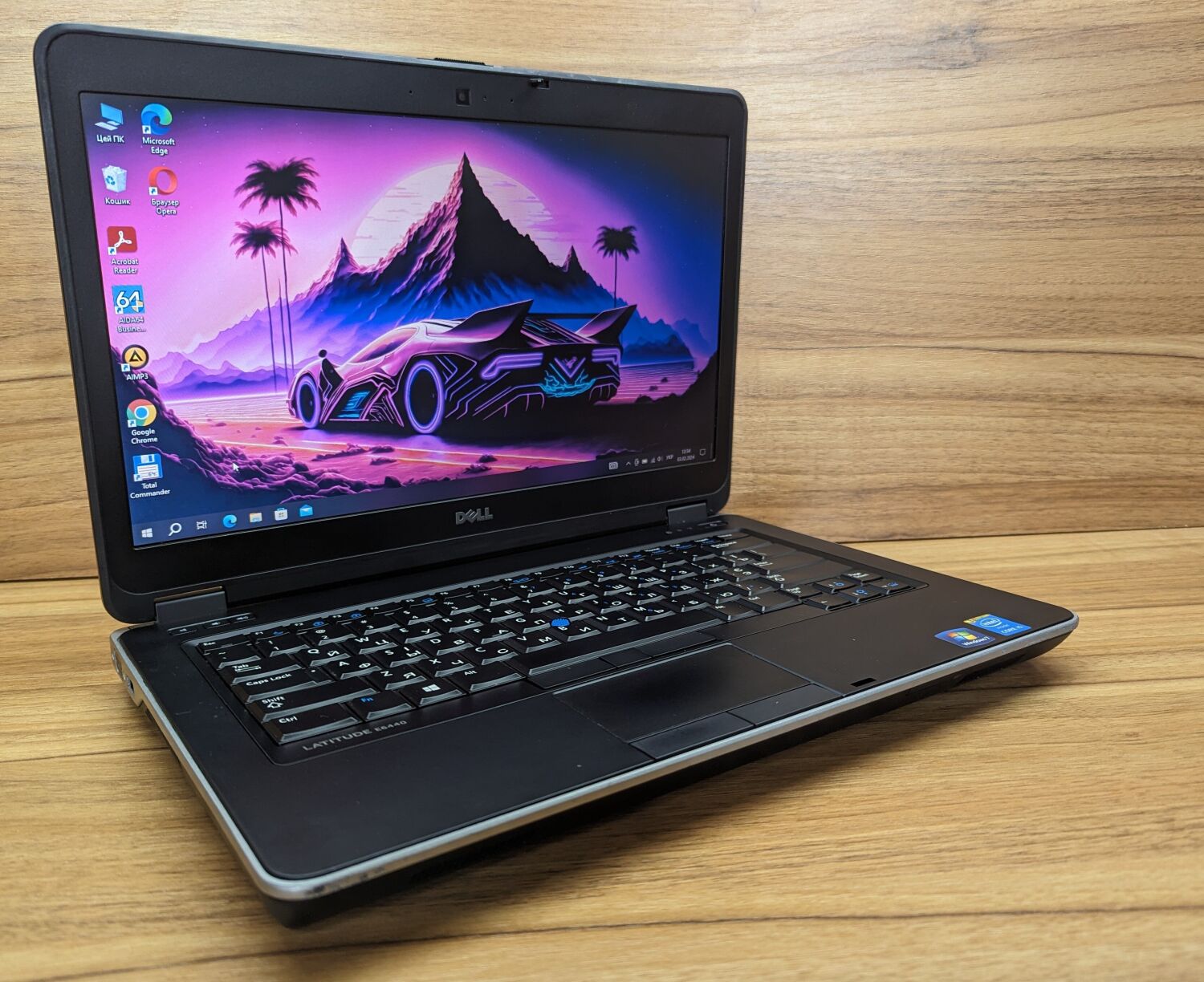 Ноутбук Dell Latitude E6440 / 14" (1366x768) TN / Intel Core i5-4310M (2 (4) ядра по 2.7 - 3.4 GHz) / 8 GB DDR3 / 256 GB SSD / Intel HD Graphics 4600 / WebCam / Windows 10 - Зображення 4