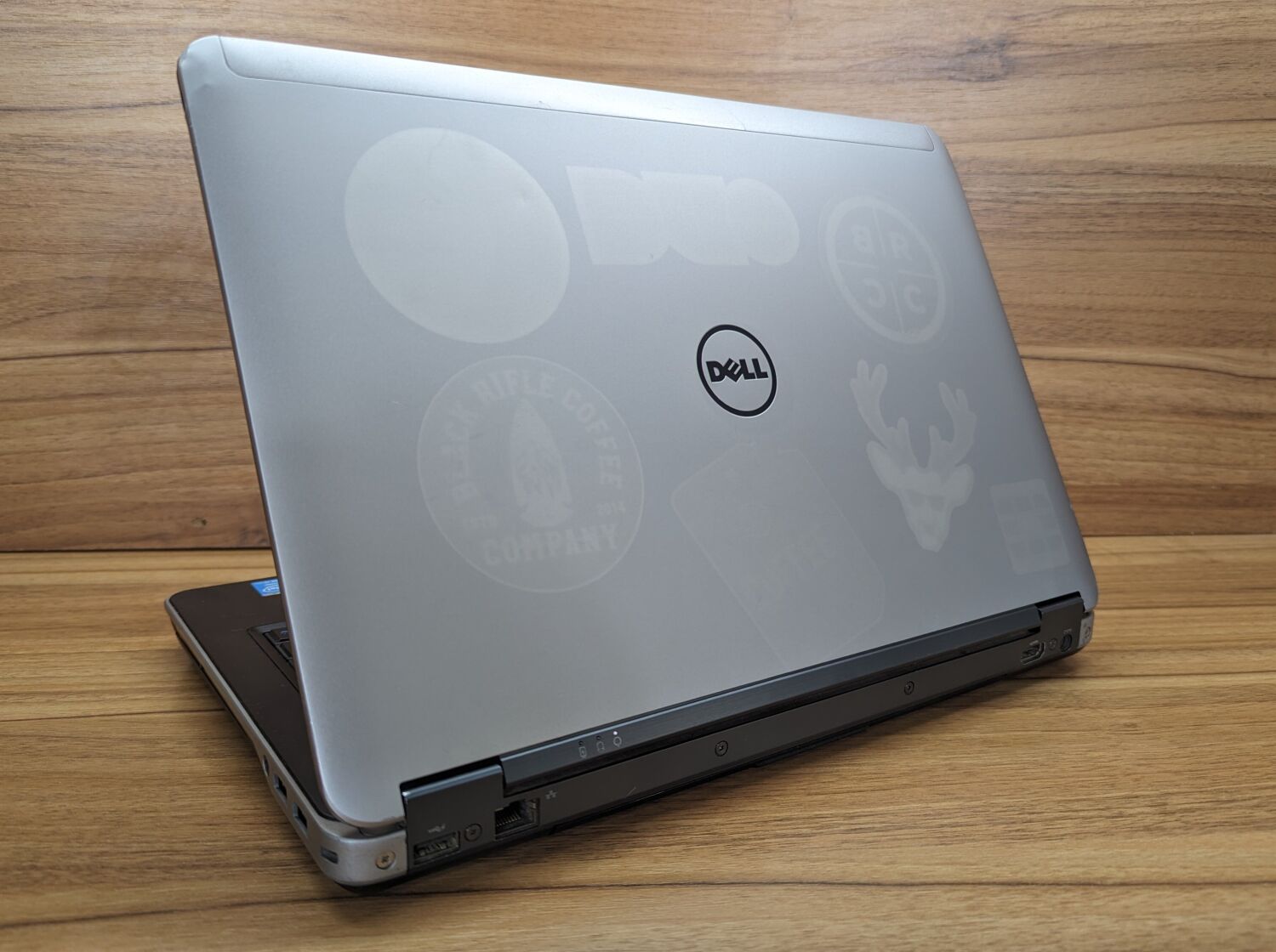 Ноутбук Б-клас Dell Latitude E6440 / 14" (1600x900) TN / Intel Core i5-4300M (2 (4) ядра по 2.6 - 3.3 GHz) / 8 GB DDR3 / 256 GB SSD / Intel HD Graphic 4600 / WebCam / Windows 10 - Зображення 9