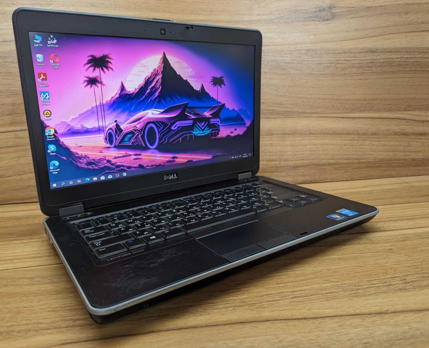 Ноутбук Б-клас Dell Latitude E6440 / 14" (1600x900) TN / Intel Core i5-4300M (2 (4) ядра по 2.6 - 3.3 GHz) / 8 GB DDR3 / 256 GB SSD / Intel HD Graphic 4600 / WebCam / Windows 10 - Зображення 6