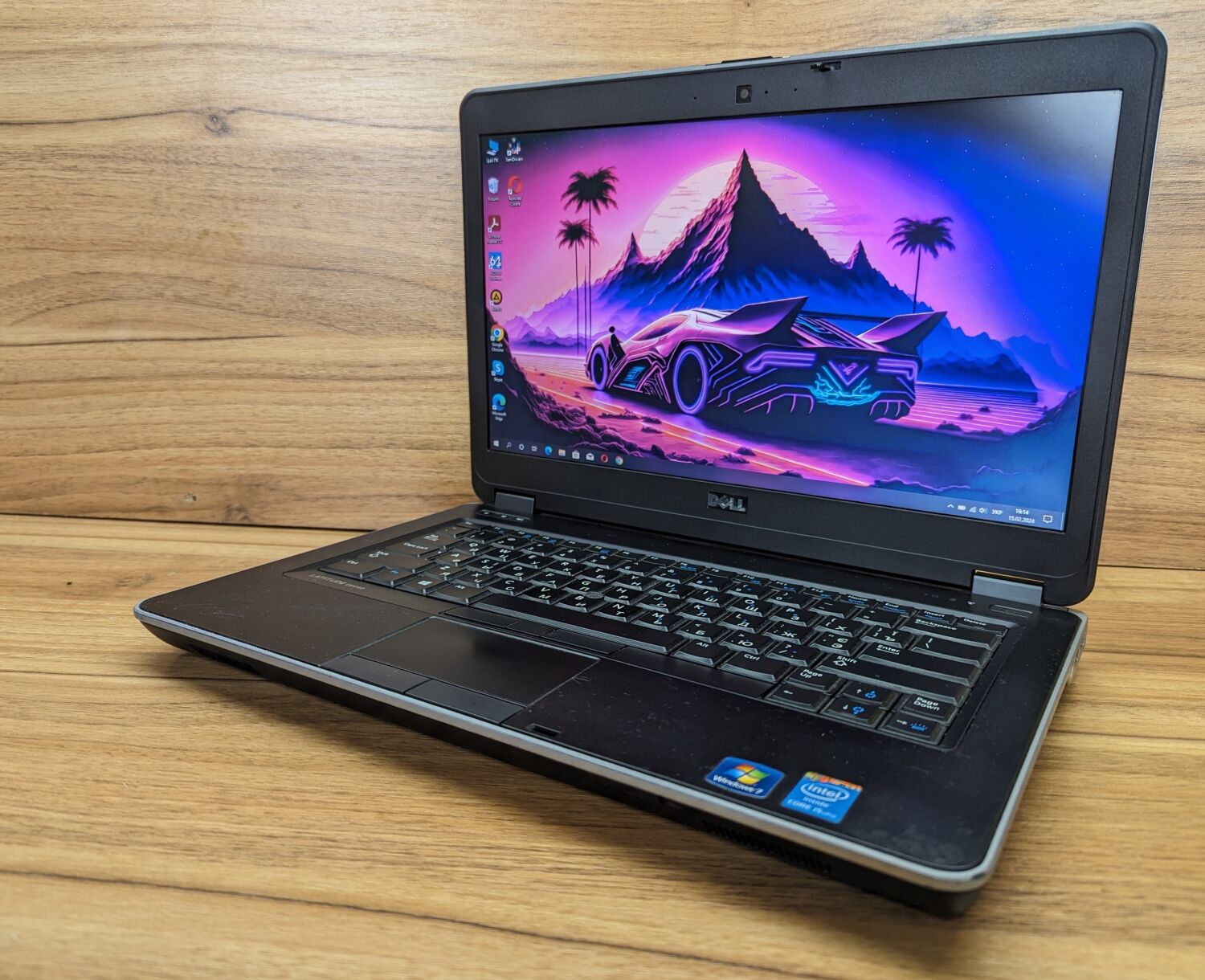 Ноутбук Б-клас Dell Latitude E6440 / 14" (1600x900) TN / Intel Core i5-4300M (2 (4) ядра по 2.6 - 3.3 GHz) / 8 GB DDR3 / 256 GB SSD / Intel HD Graphic 4600 / WebCam / Windows 10 - Зображення 7