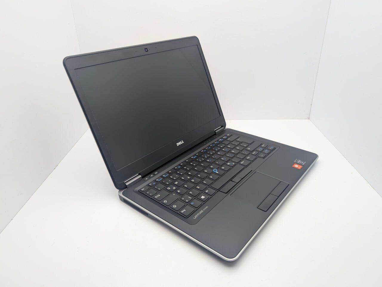 Ноутбук Dell Latitude E7440 / 14" (1366x768) TN / Intel Core i5-4300U (2 (4) ядра по 1.9 - 2.9 GHz) / 6 GB DDR3 / 120 GB SSD / Intel HD Graphics 4400 / WebCam - Зображення 3