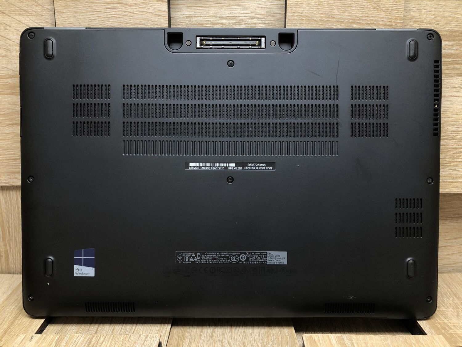 Ультрабук Dell Latitude E7470 / 14" (1920x1080) IPS / Intel Core i5-6300U (2 (4) ядра по 2.4 - 3.0 GHz) / 8 GB DDR4 / 256 GB SSD M.2 / Intel HD Graphics 520 / WebCam - Зображення 9