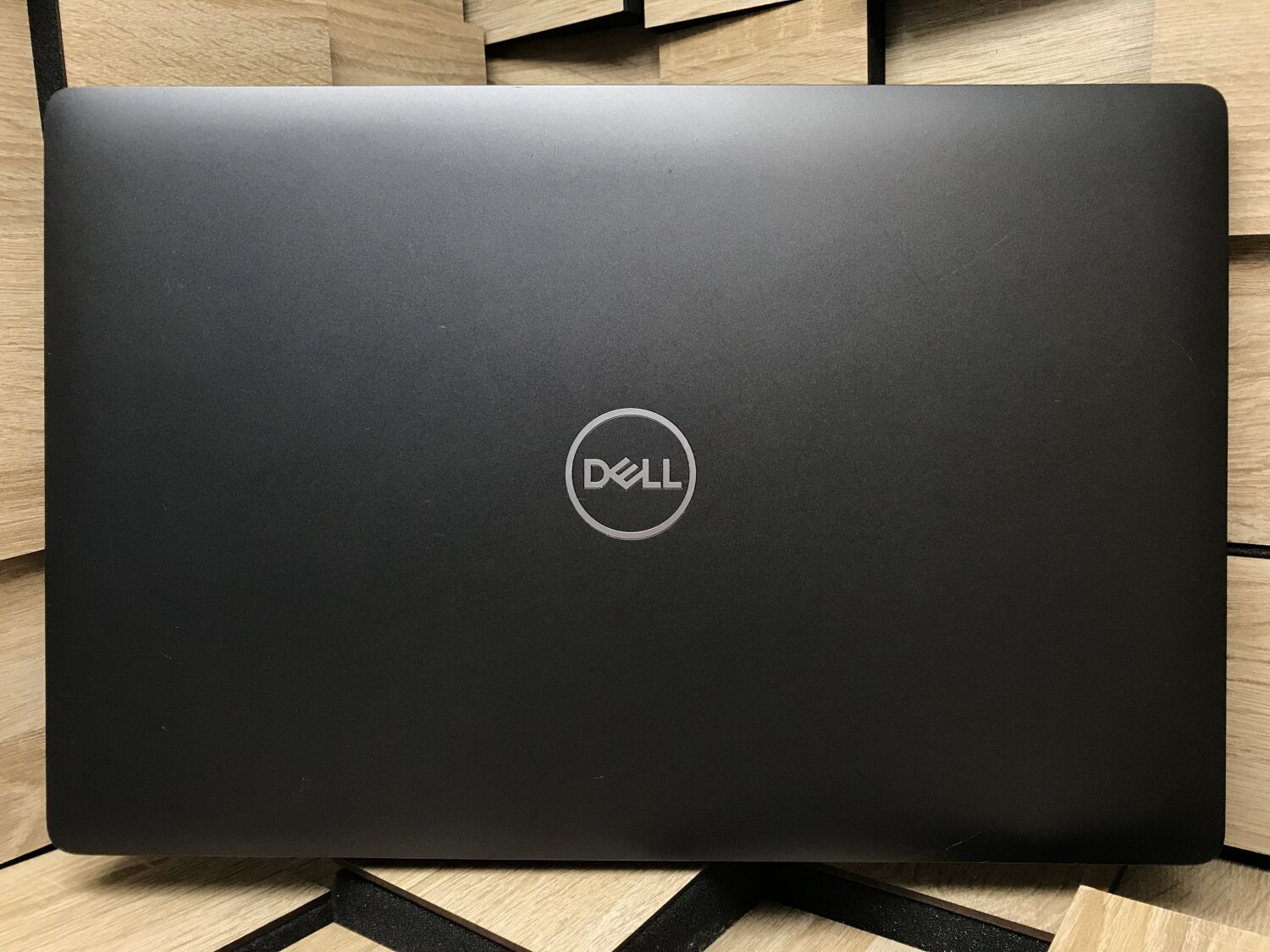 Ноутбук Dell Precision 3540 / 15.6" (1366x768) TN / Intel Core i5-8365U (4 (8) ядра по 1.6 - 4.1 GHz) / 8 GB DDR4 / 240 GB SSD M.2 / Intel UHD Graphics 620 / WebCam / Fingerprint / HDMI / Windows 10 ліцензія - Зображення 8