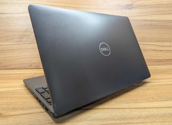 Ноутбук Dell Precision 3540 / 15.6" (1920x1080) IPS / Intel Core i5-8365U (4 (8) ядра по 1.6 - 4.1 GHz) / 16 GB DDR4 / 480 GB SSD / AMD Radeon Pro WX 2100, 2 GB GDDR5, 64-bit / WebCam / Windows 10 - Зображення 7