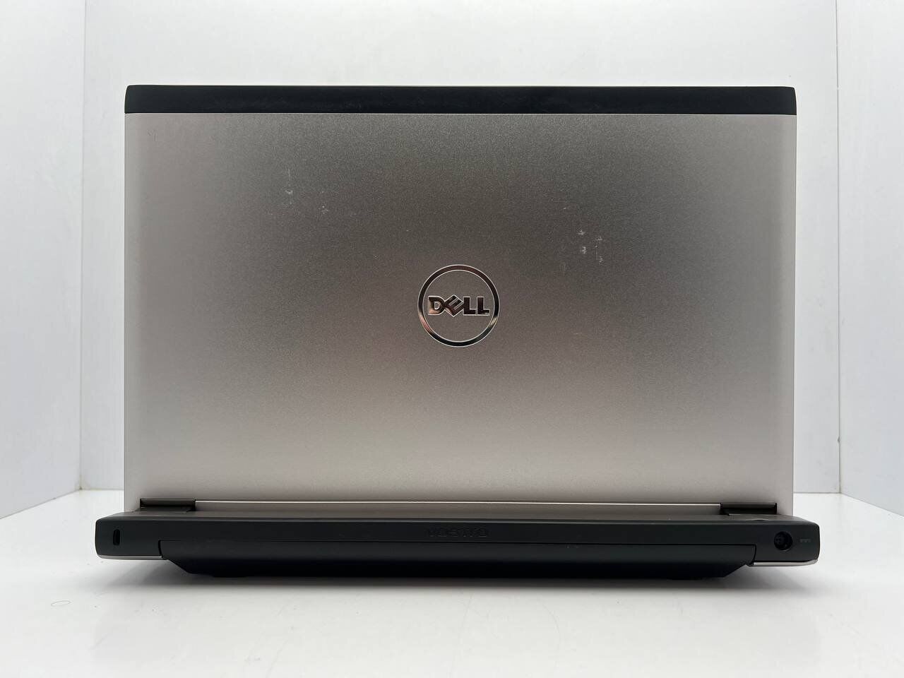 Ноутбук Dell Vostro v132 / 13.3" (1366x768) TN / Intel Core i5-2430M (2 (4) ядра по 2.4 - 3.0 GHz) / 4 GB DDR3 / 120 GB SSD / Intel HD Graphics 3000 / WebCam - Зображення 5