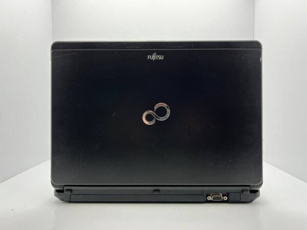 Ноутбук Fujitsu Б-клас LifeBook FGNB225 / 13.3" (1366x768) TN / Intel Core i7-2620M (2 (4) ядра по 2.7 - 3.4 GHz) / 4 GB DDR3 / 500 GB HDD / Intel HD Graphics 3000 / WebCam - Зображення 5