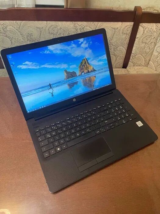 Ноутбук HP 15-da2658ng / 15.6" (1920x1080) TN / Intel Core i5-10210U (4 (8) ядра по 1.6 - 4.2 GHz) / 8 GB DDR4 / 256 GB SSD / Intel UHD Graphics / WebCam - Зображення 2