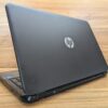 Ноутбук HP 15-r018dx / 15.6" (1366x768) TN / Intel Core i3-4010U (2 (4) ядра по 1.7 GHz) / 8 GB DDR3 / 240 GB SSD / Intel HD Graphics 4400 / WebCam / Windows 10 - Зображення 6