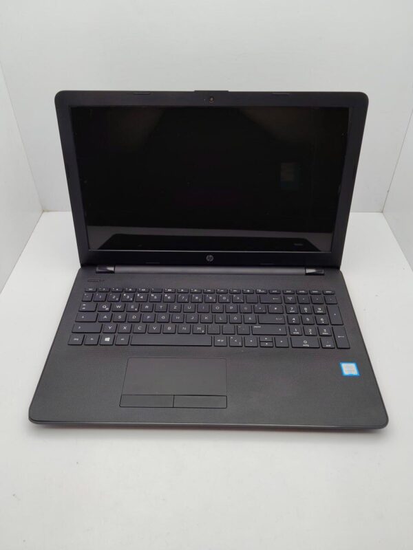Ноутбук HP 15B / 15.6" (1366x768) TN / Intel Core i3-6006U (2 (4) ядра по 2.0 GHz) / 8 GB DDR4 / 240 GB SSD / Intel HD Graphics 520 / WebCam - Зображення 2