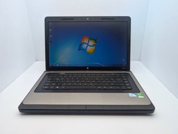 Ноутбук HP 630 / 15.6" (1366x768) TN / Intel Celeron B800 (2 ядра по 1.5 GHz) / 6 GB DDR3 / 160 GB HDD / Intel HD Graphics / WebCam - Зображення 2