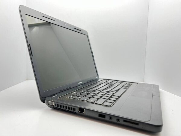Ноутбук HP Compaq Presario CQ57 / 15.6" (1366x768) TN / Intel Core i3-2350M (2 (4) ядра по 2.3 GHz) / 4 GB DDR3 / 500 GB HDD / Intel HD Graphics 3000 / WebCam / АКБ не тримає - Зображення 3