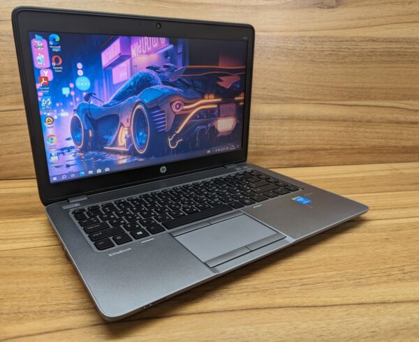 Ноутбук HP EliteBook 840 G2 / 14" (1366x768) TN / Intel Core i5-5200U (2 (4) ядра по 2.2 - 2.7 GHz) / 8 GB DDR3 / 160 GB SSD / Intel HD Graphics 5500 / WebCam / Fingerprint / Windows 10 - Зображення 4