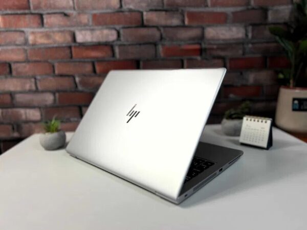 Ноутбук HP EliteBook 840 G6 / 14" (1920x1080) IPS / Intel Core i5-8365U (4 (8) ядра по 1.6 - 4.1 GHz) / 16 GB DDR4 / 256 GB SSD / Intel UHD Graphics 620 / WebCam / Win 10 Pro - Зображення 6