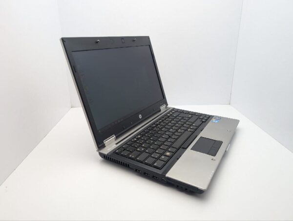 Ноутбук HP EliteBook 8440p / 14" (1366x768) TN / Intel Core i7-620M (2 (4) ядра по 2.7 - 3.3 GHz) / 6 GB DDR3 / 240 GB SSD / Intel HD Graphics / WebCam - Зображення 3