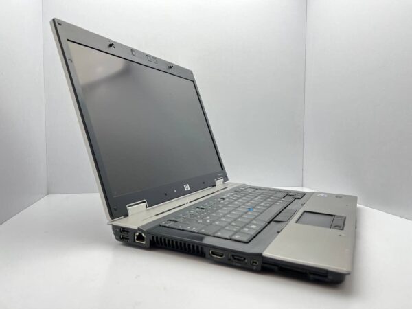Ноутбук HP EliteBook 8530w / 15.4" (1680x1050) TN / Intel Core 2 Duo P8600 (2 ядра по 2.4 GHz) / 8 GB DDR2 / 240 GB SSD / ATI Mobility Radeon HD 3650, 256 MB DDR2, 64-bit / WebCam - Зображення 3