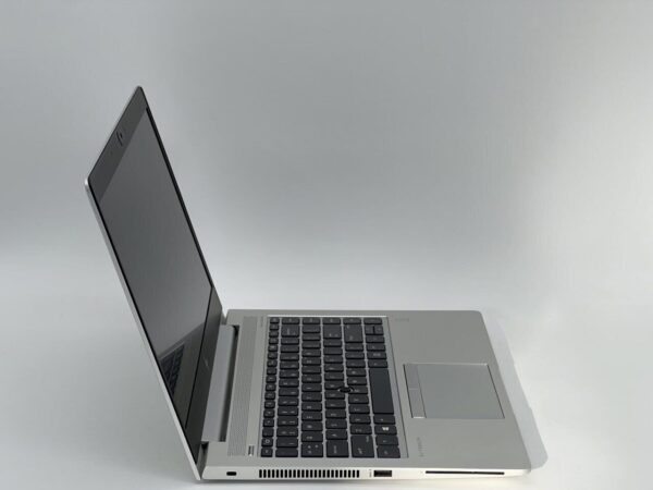 Ноутбук HP EliteBook MT44 / 14" (1920x1080) IPS / AMD Ryzen 3 PRO 2300U (4 ядра по 2.0 - 3.4 GHz) / 8 GB DDR4 / 240 GB SSD / AMD Radeon Vega 6 Graphics / WebCam - Зображення 3
